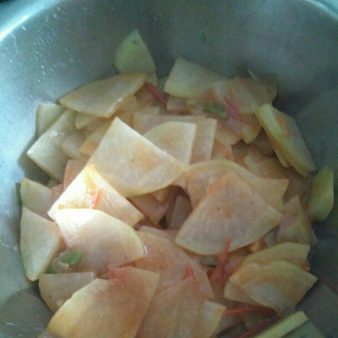 西红柿炒土豆片