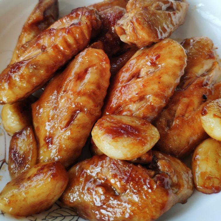 蒜香蚝油鸡翅中