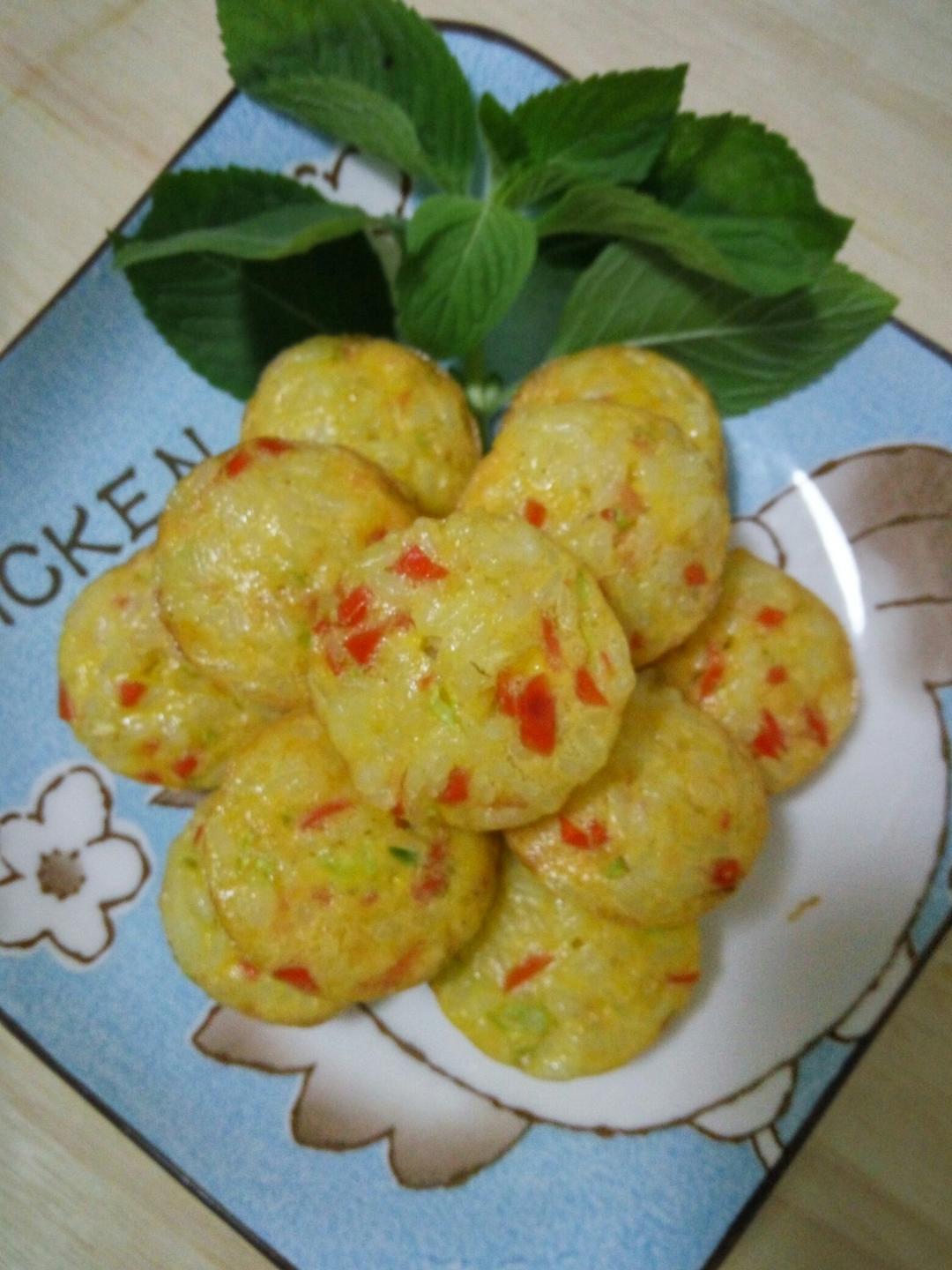 快手早餐-剩饭鸡蛋杯