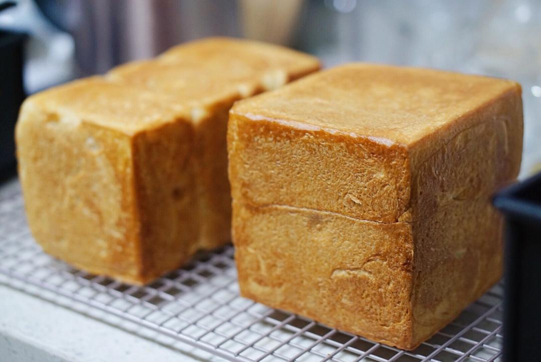 好吃到犯规的网红「生吐司」