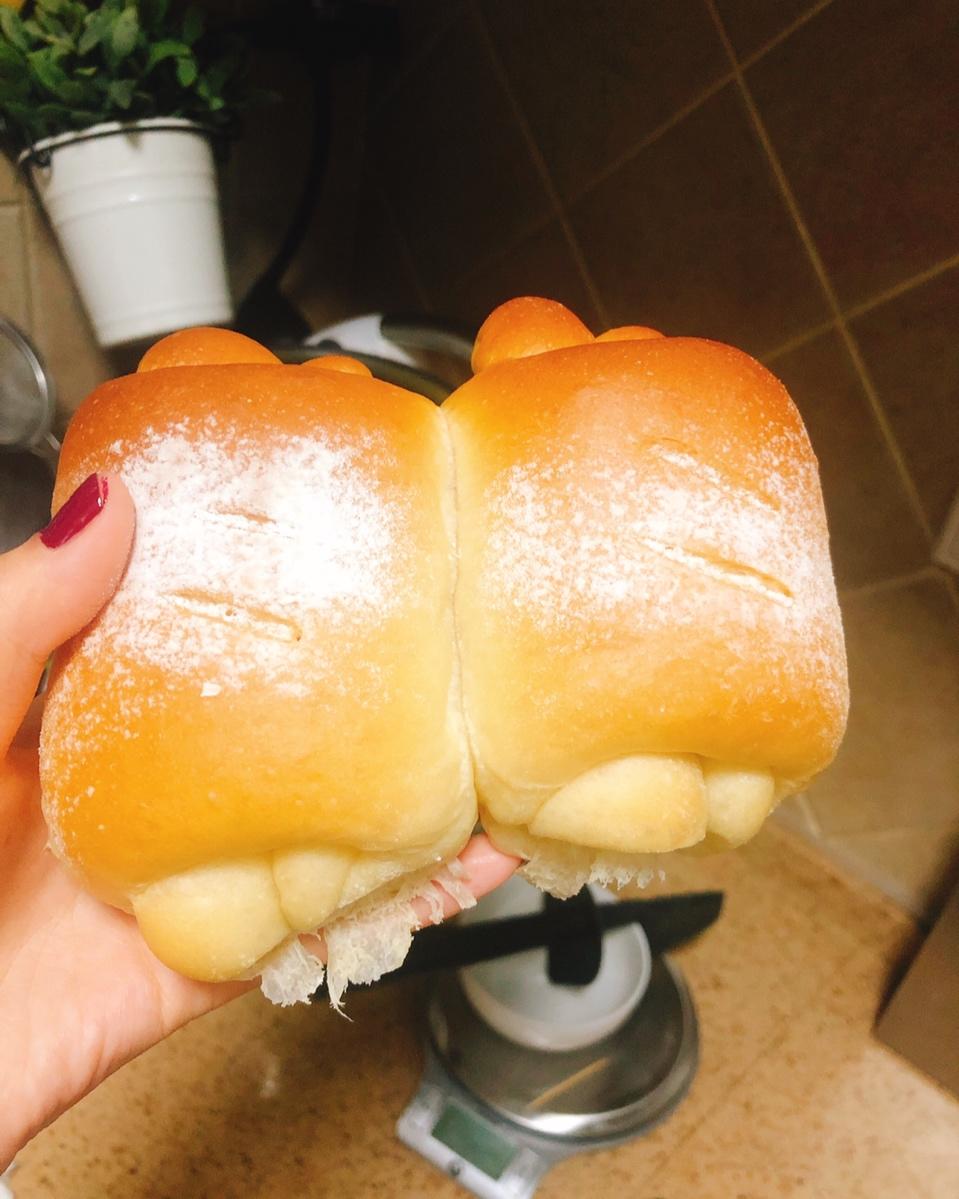 软到不知所措的牛奶卷