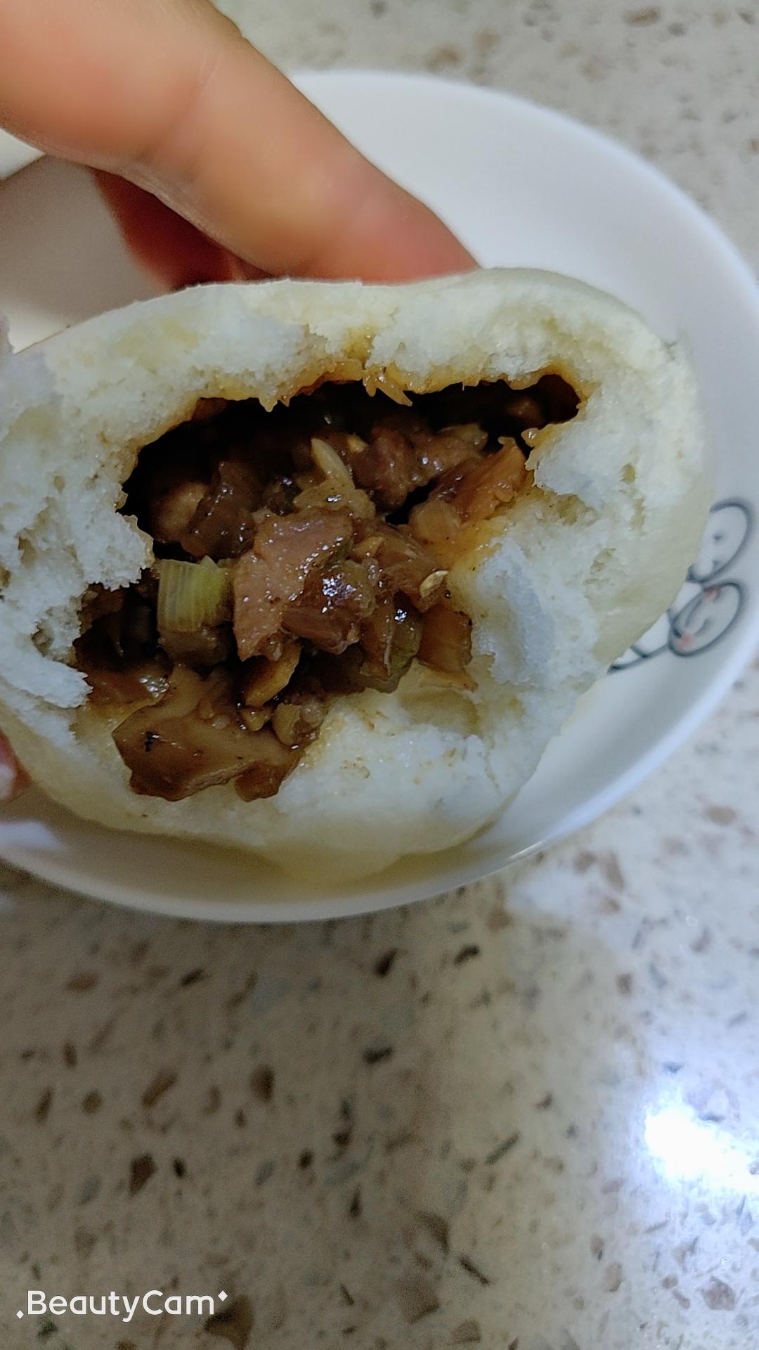 酱香猪肉香菇大包子的做法