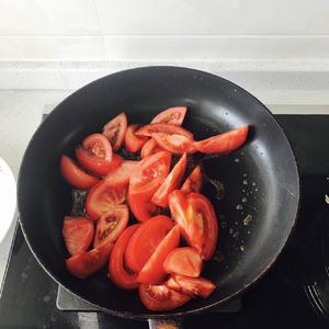 番茄香干素面的做法 步骤2