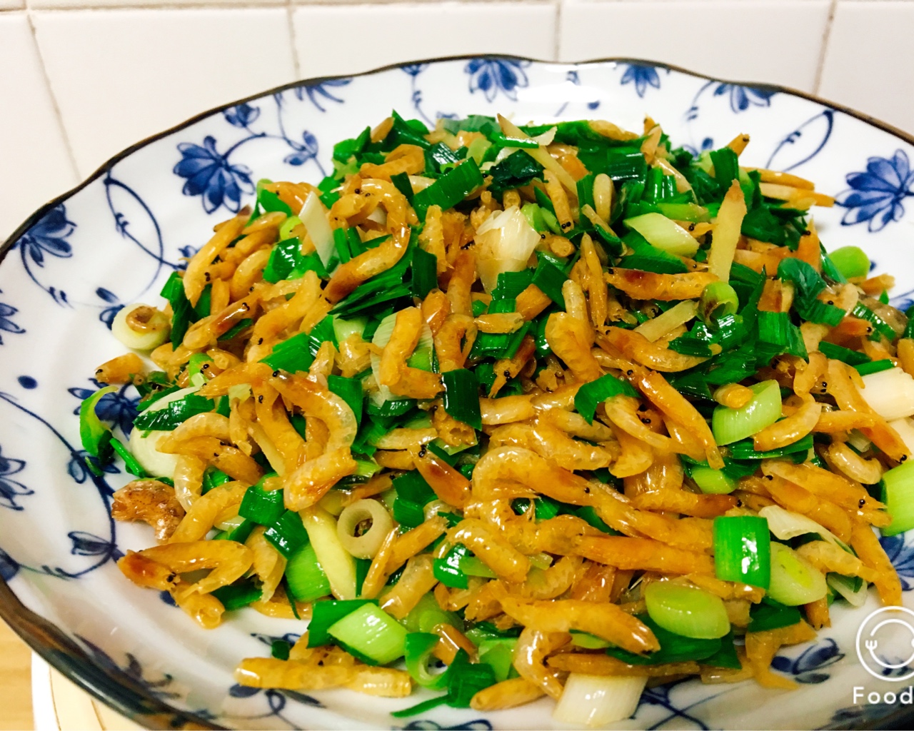 蒜叶炒虾米的做法