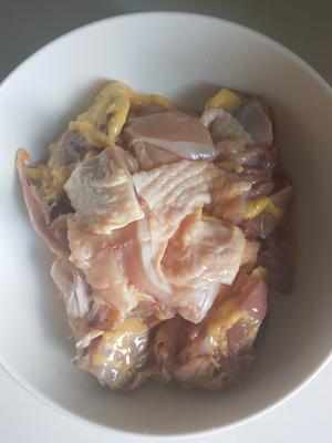 泰式椰浆咖喱鸡的做法 步骤1