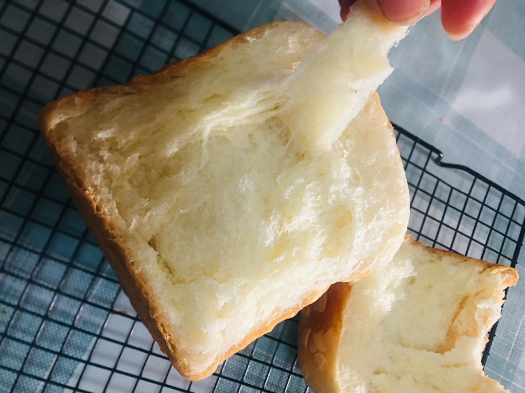 纯奶手撕吐司的做法 步骤1