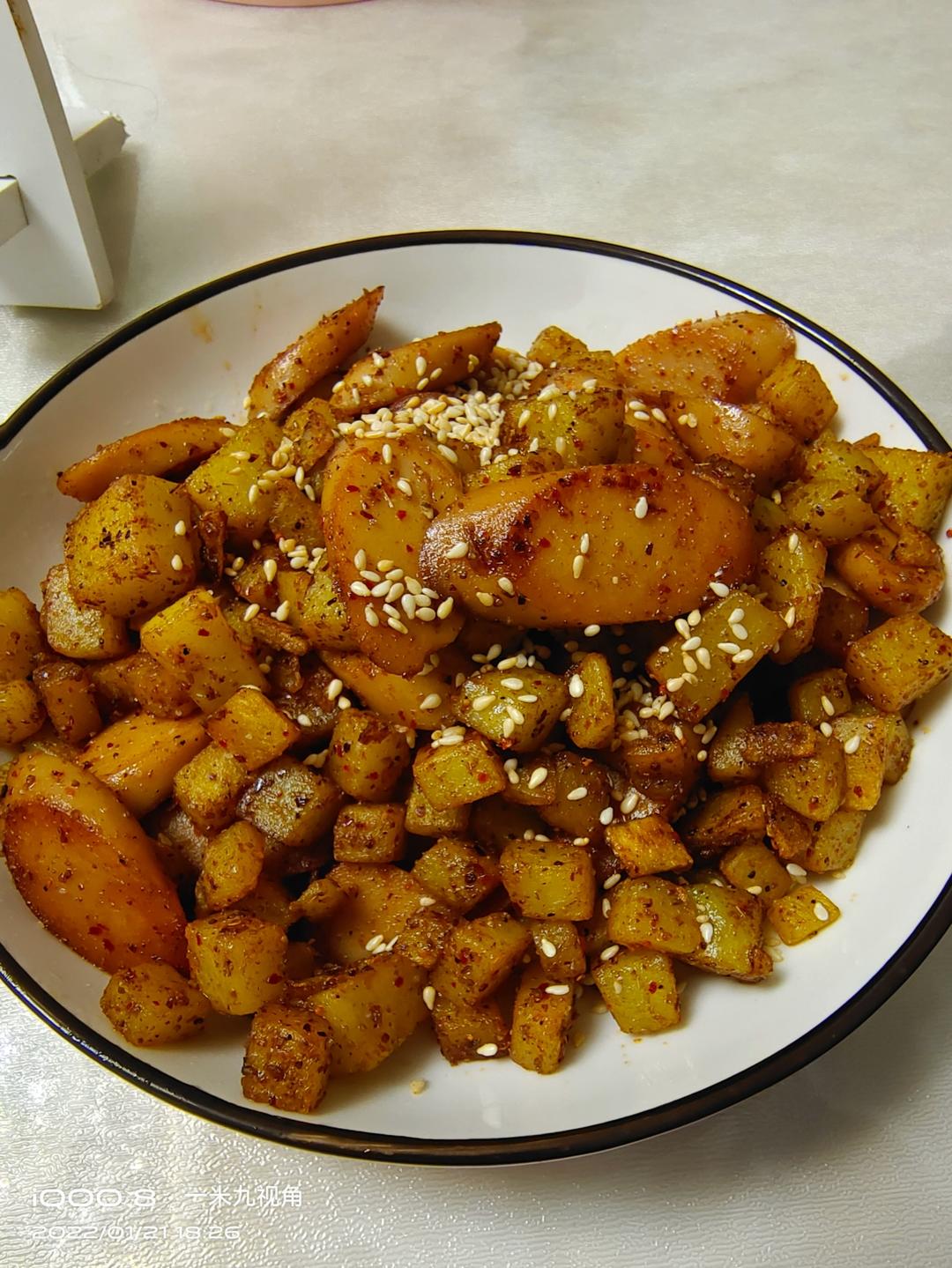 孜然火腿土豆丁