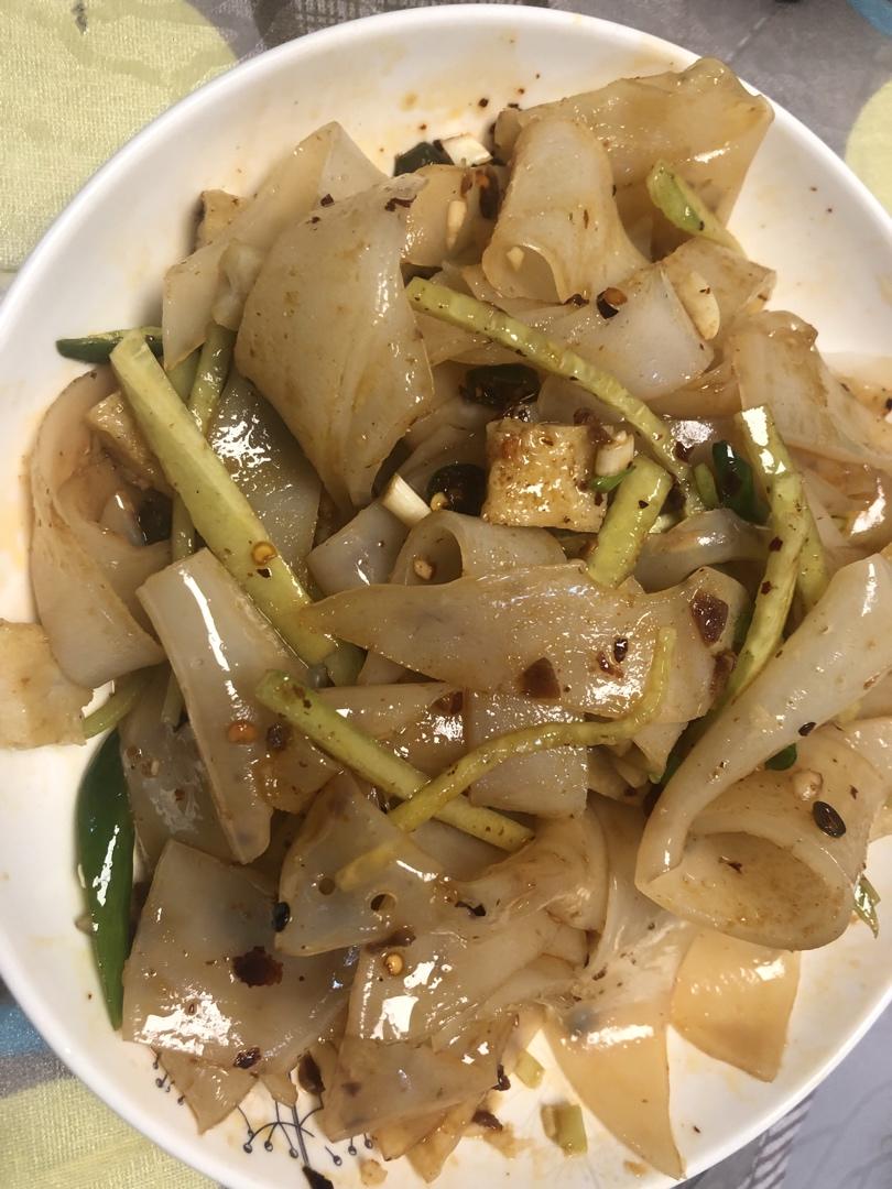 凉皮-家庭自制（告诉你自己做更劲道的秘诀）