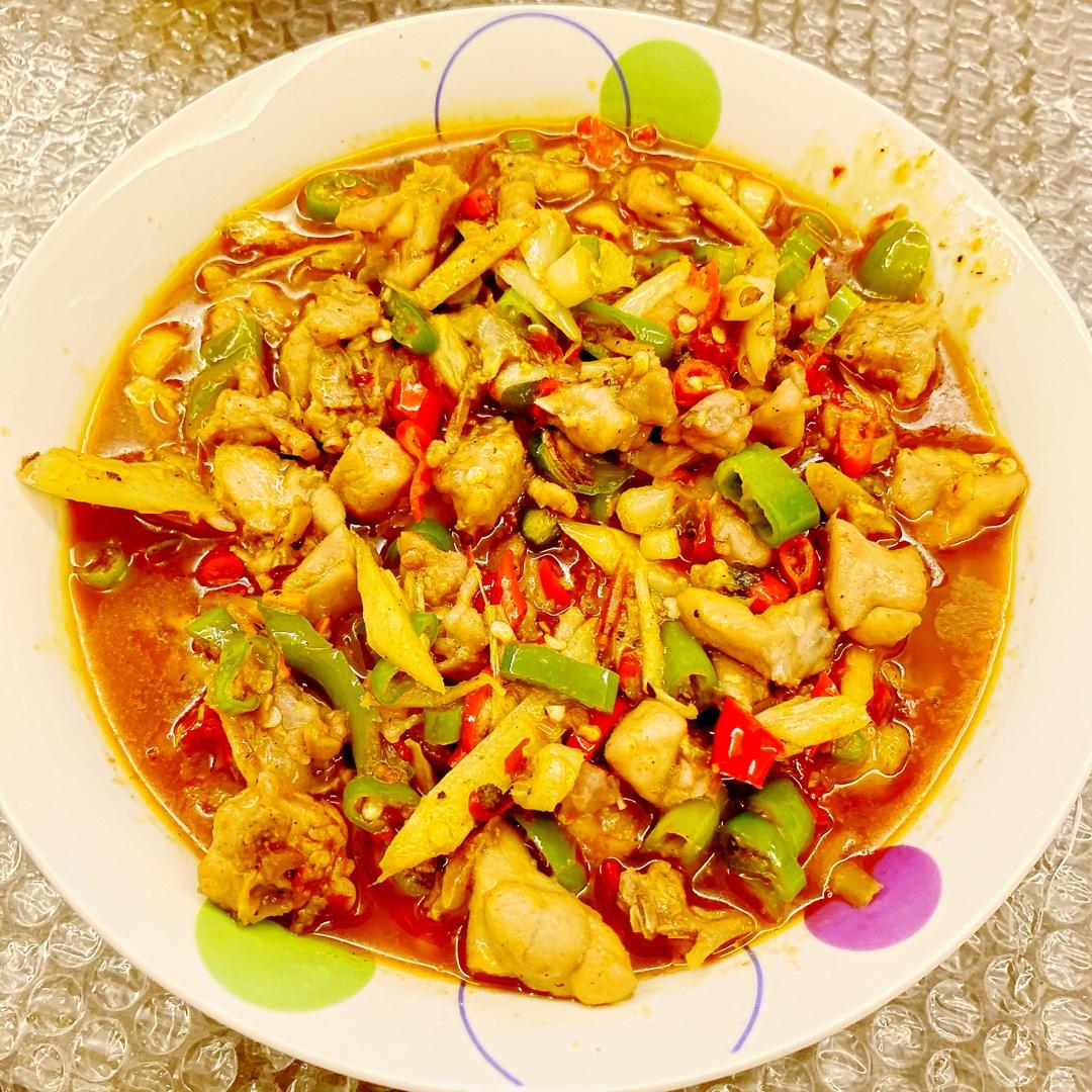 厨师长教你：自贡名菜“鲜锅兔”的家常做法，味道很赞先收藏起来