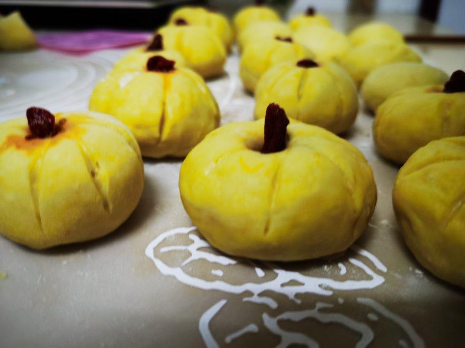 南瓜豆沙包