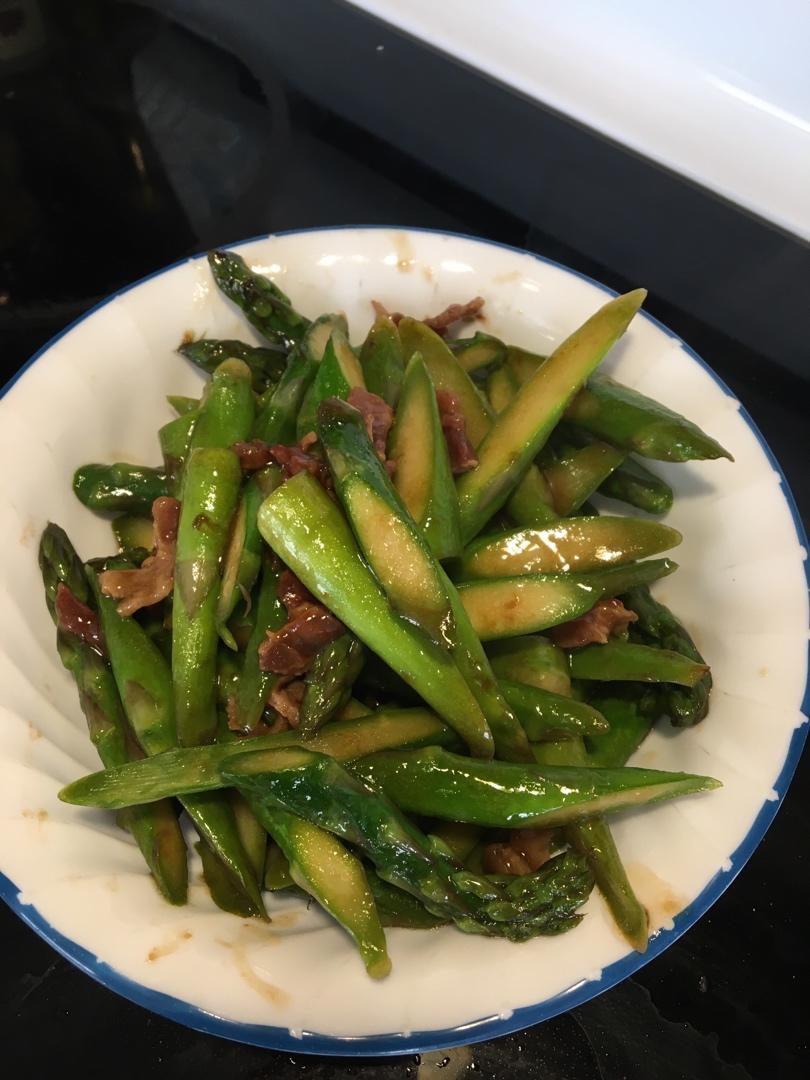芦笋炒猪肉
