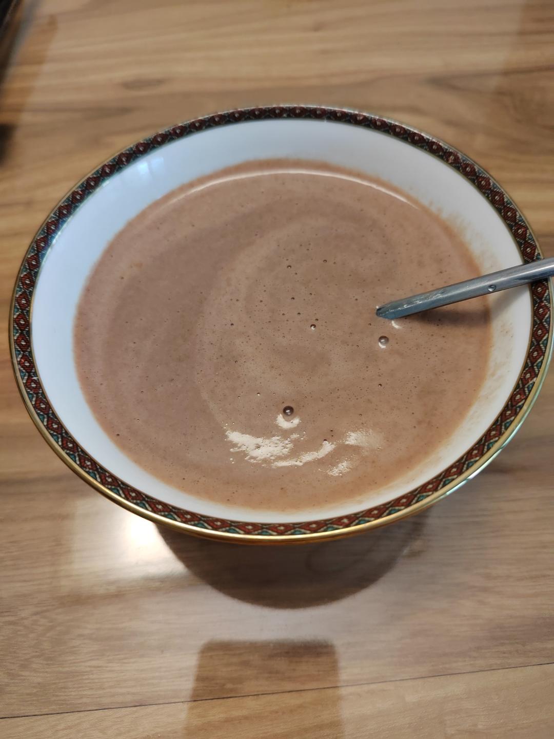 漂亮的女孩子每天都应该来一杯补脾养气血黑豆浆❗️