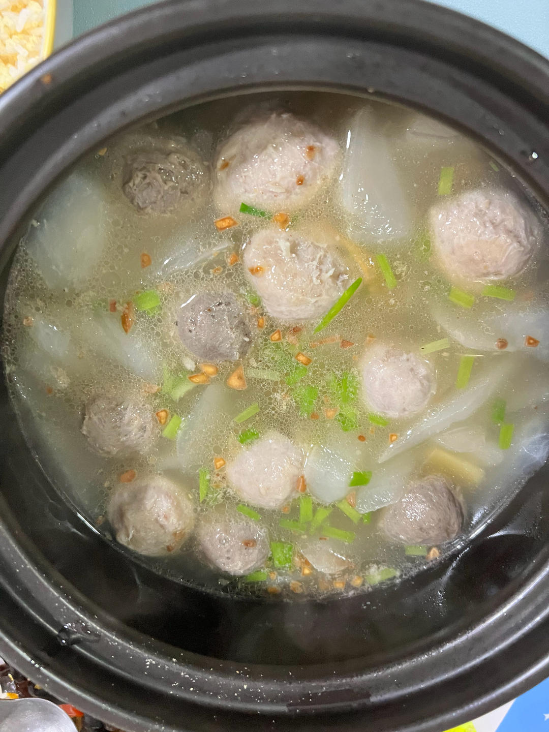 超Q弹！花几分钟给自己煮了一锅萝卜牛丸汤，牛肉丸爆汁弹牙