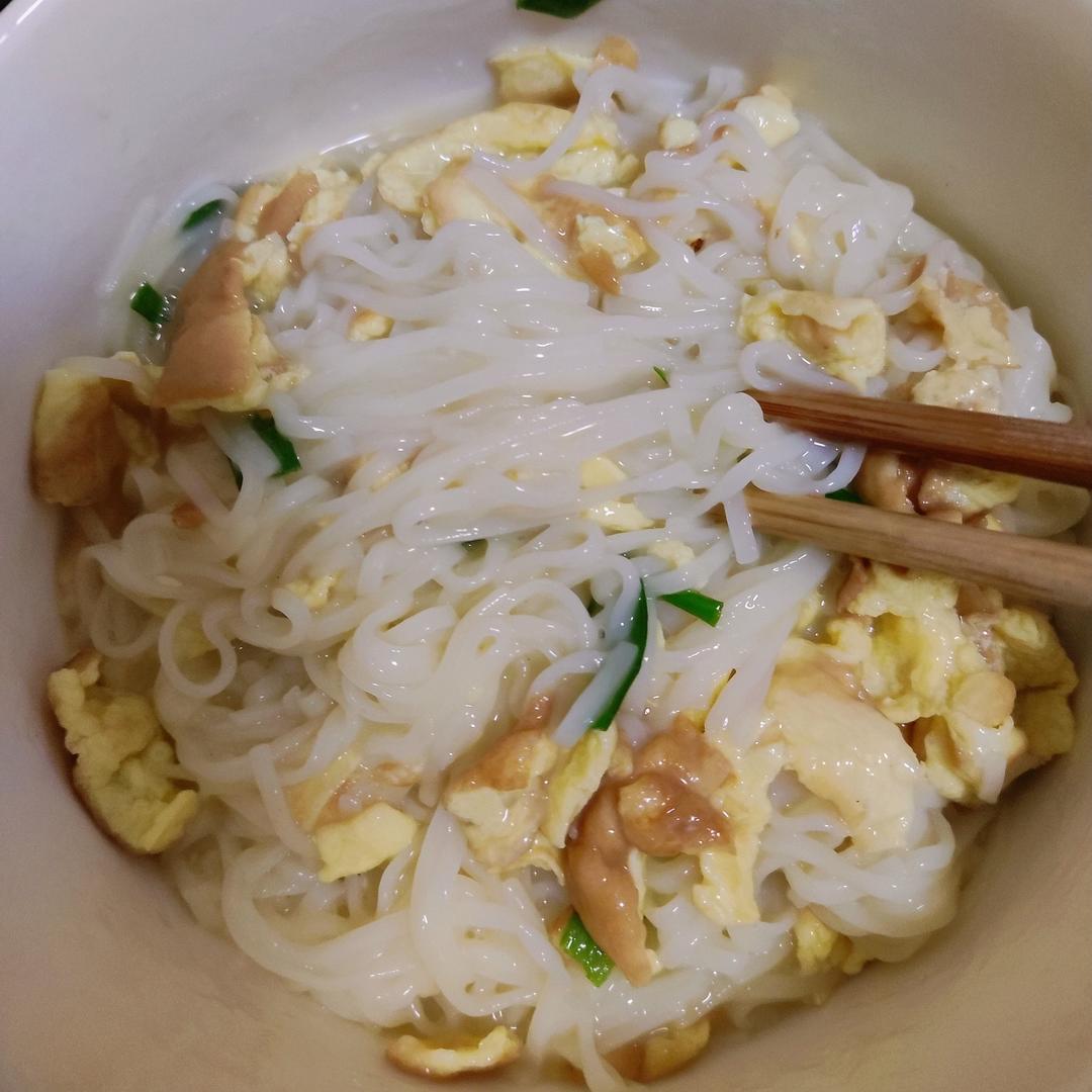 家的味道-我家最爱的鸡蛋面