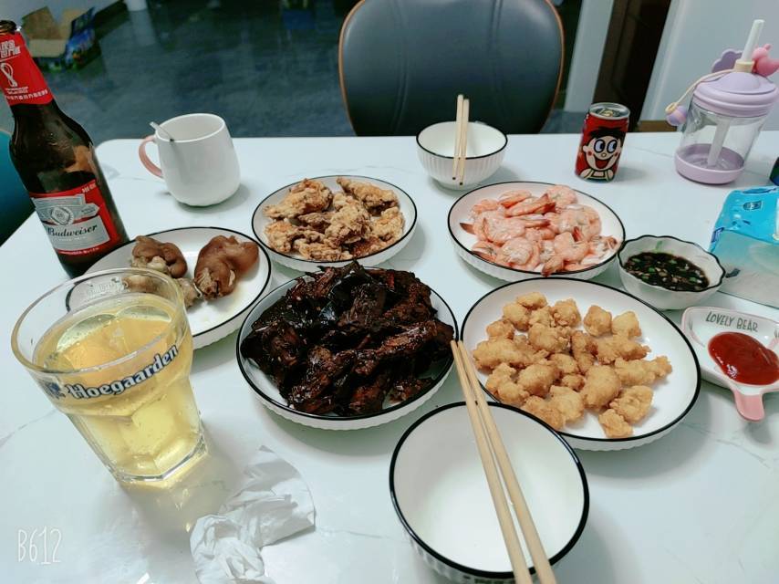 周黑鸭风味鸡翅，鸡爪（鸭脖鸭翅鸭舌锁骨均可）