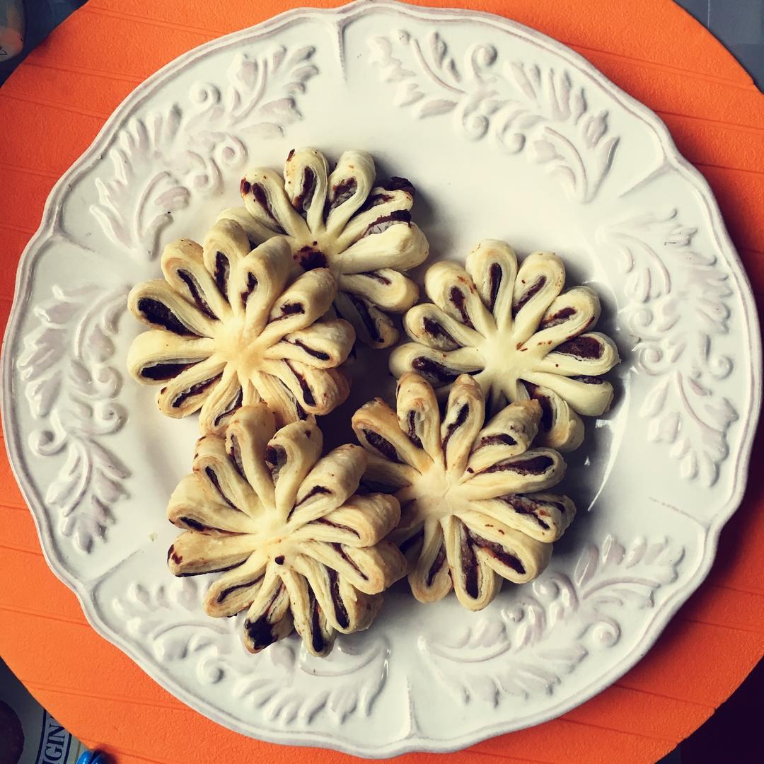 中式点心－豆沙菊花酥