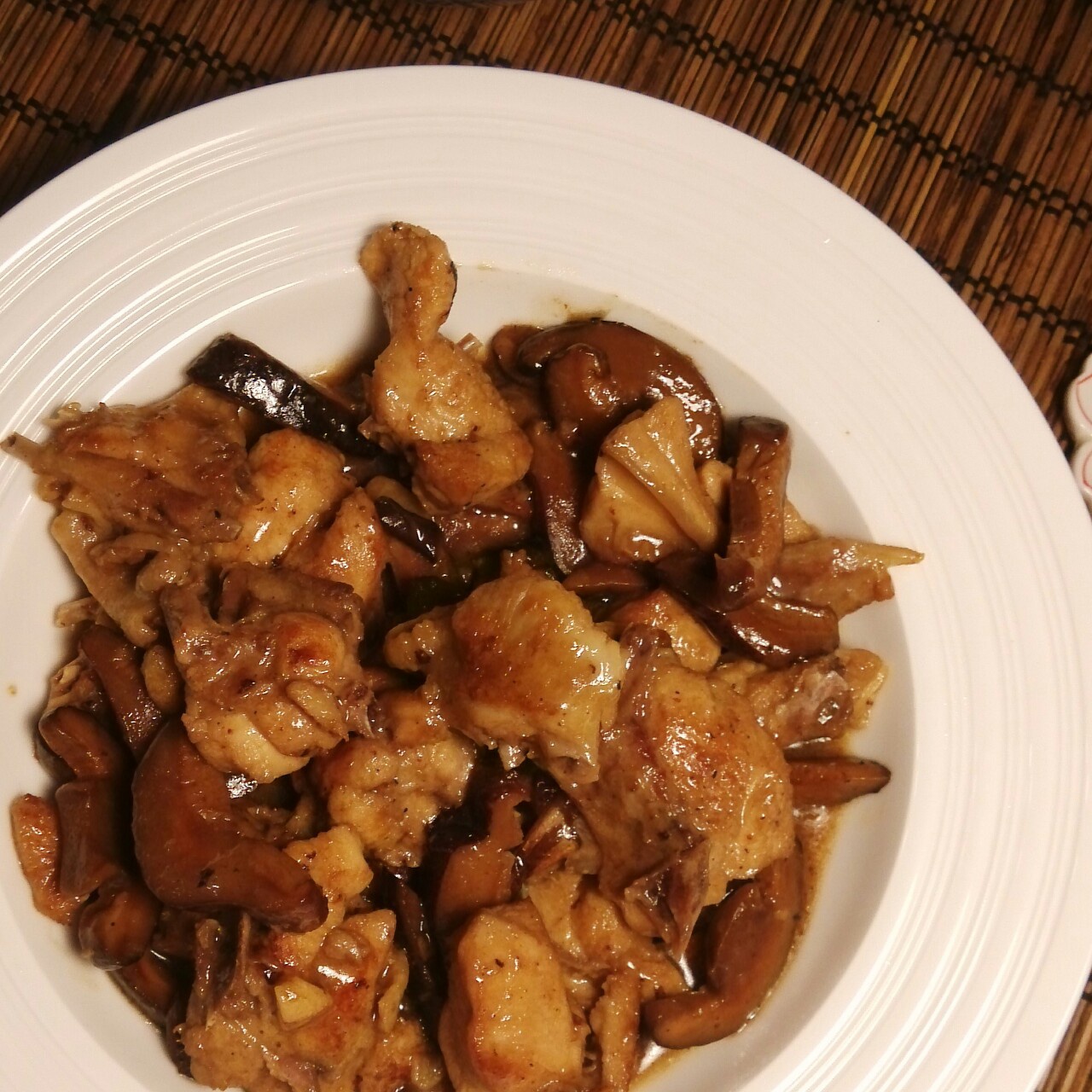 冬菇焖鸡