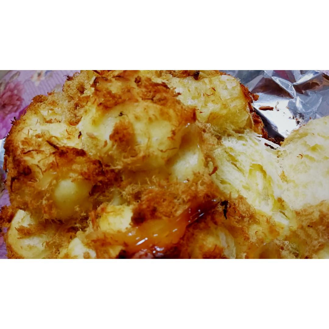 肉松手撕面包—超软会爆浆的面包哟