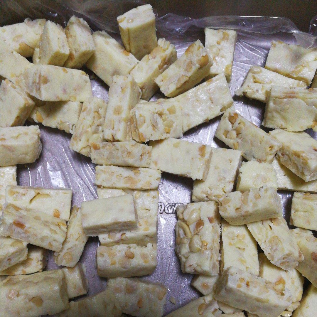 初学者都能做好的花生牛轧糖