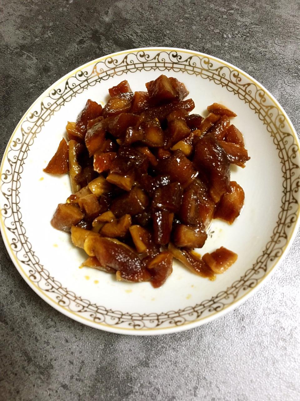 腌白萝卜条咸菜