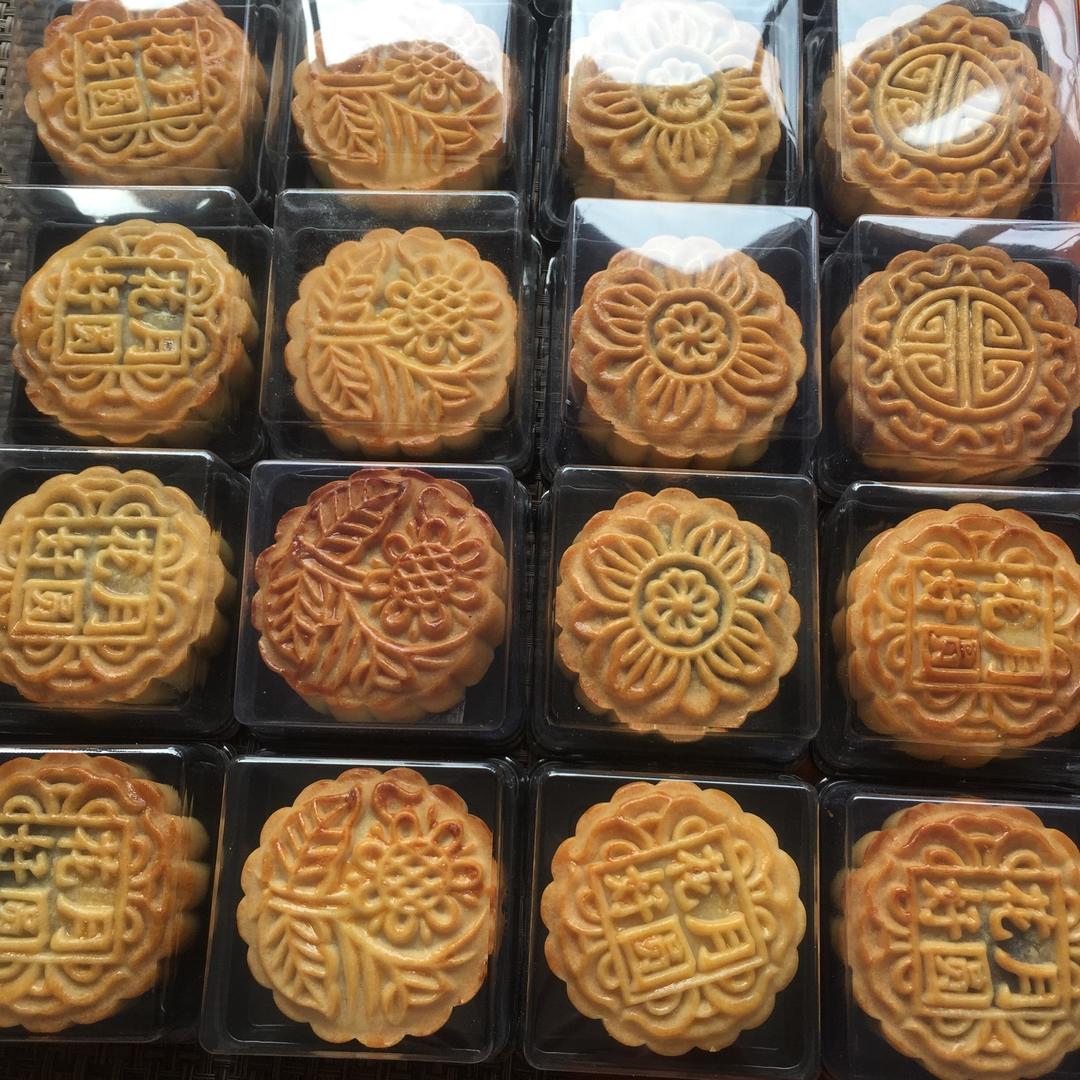 广式月饼（含莲蓉蛋黃、豆沙馅制作）