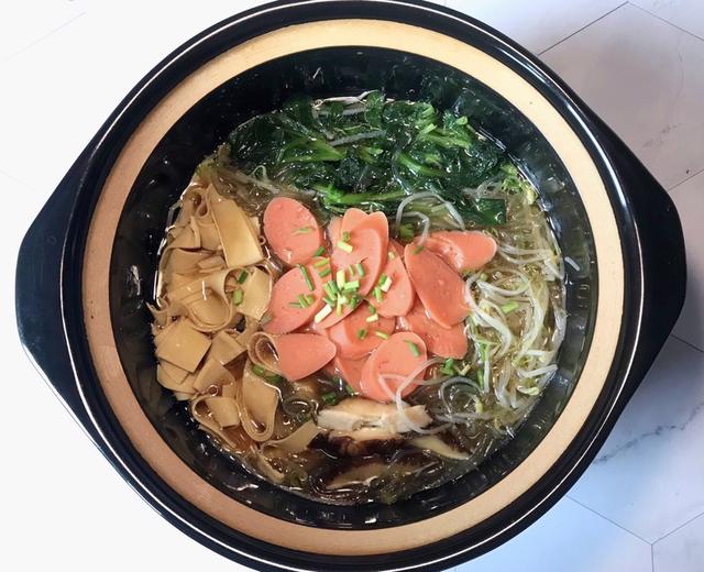 🔥🔥懒人一锅端系列—【百变火腿砂锅粉丝】 🔥🔥懒人一锅端系列—【百变火腿砂锅粉丝】