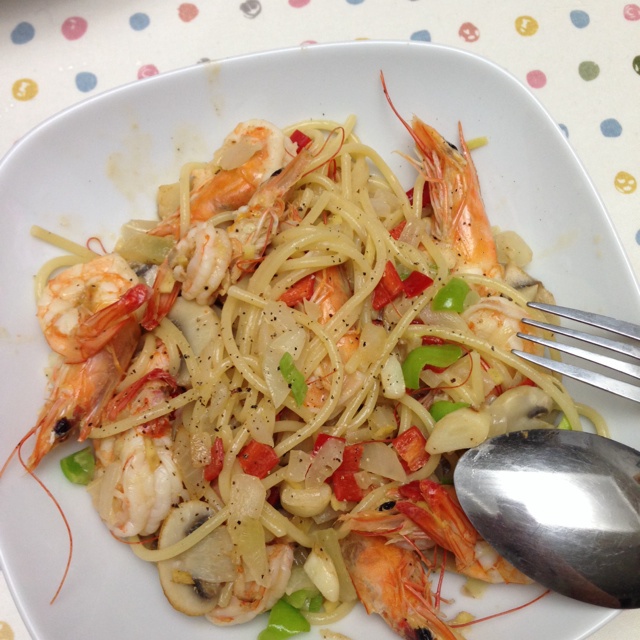 鲜虾培根芦笋意面