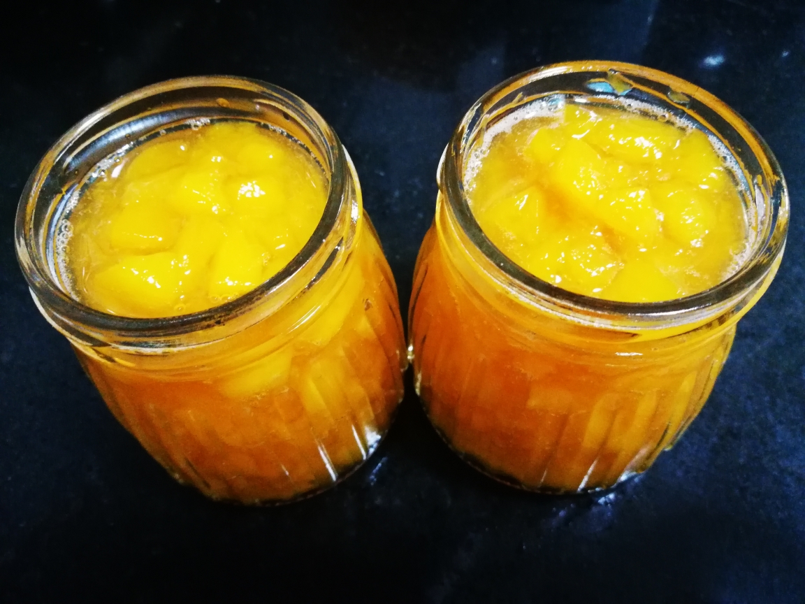 荿味黄桃罐头和果酱的做法