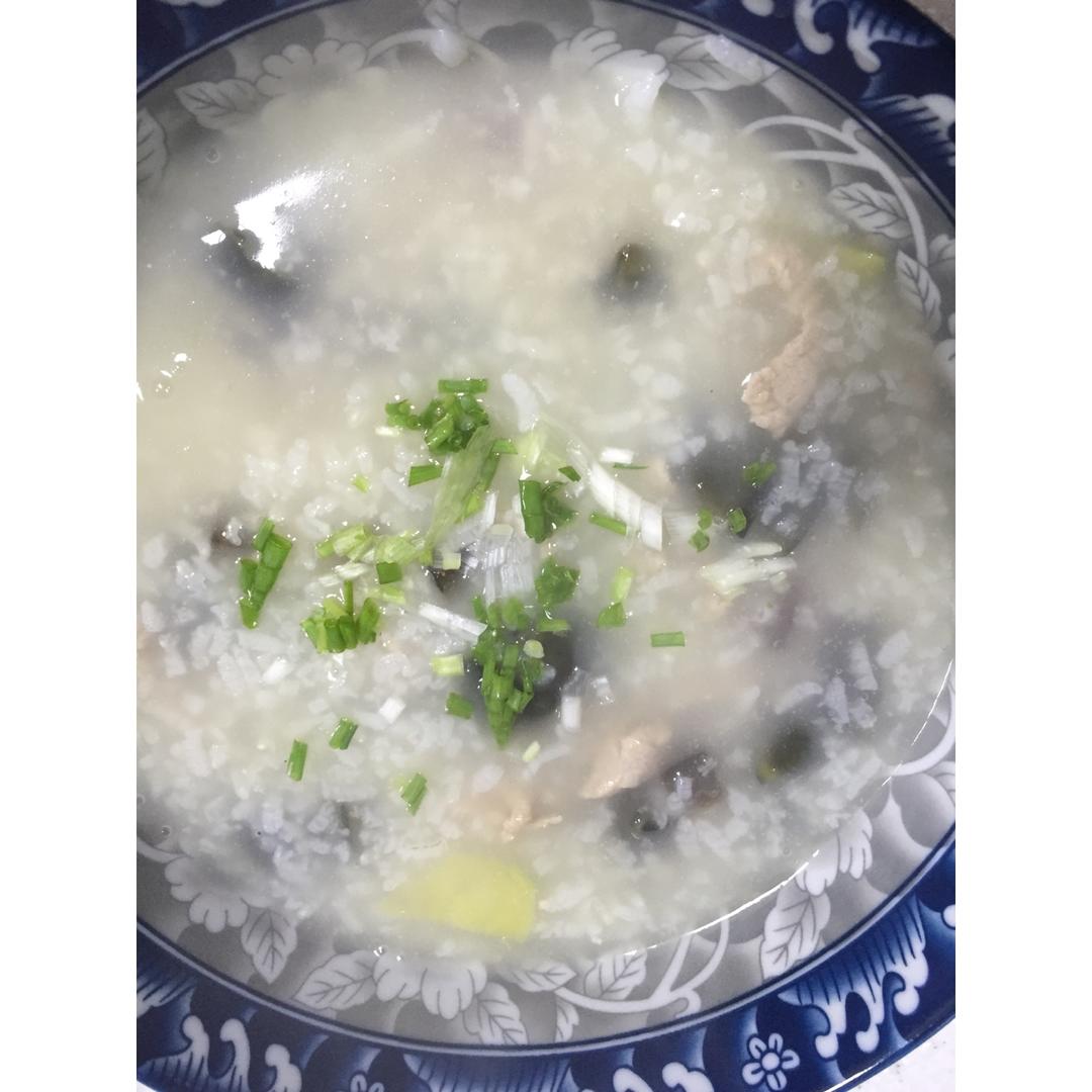 十五分钟快手之香滑皮蛋瘦肉粥(附五分钟电饭煲电压力锅更快捷方法)