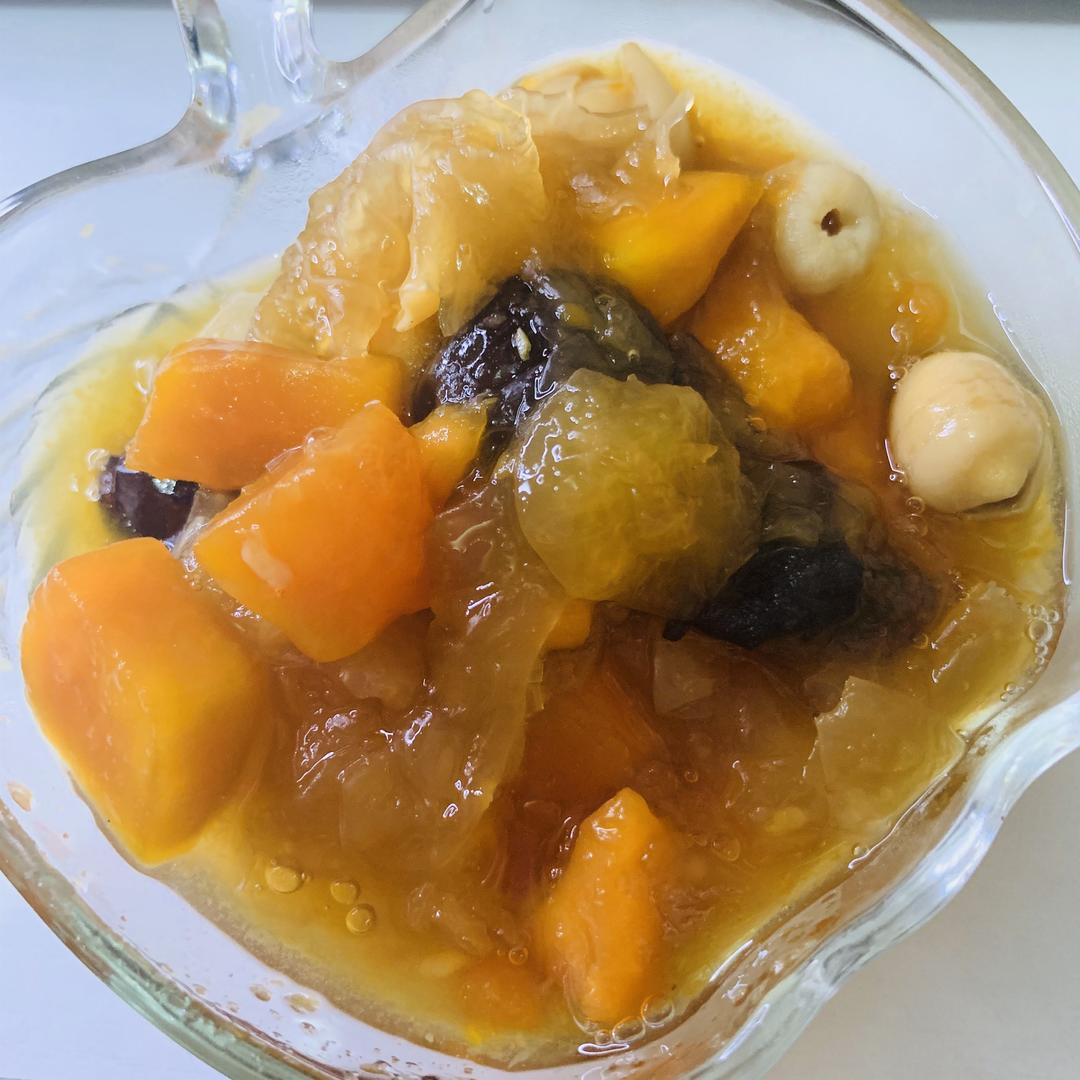 木瓜红枣银耳羹