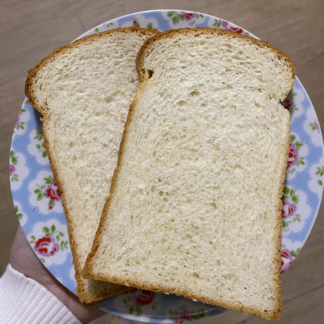 只要一次发酵的醇奶吐司，简直惊艳到我！附面团快速出膜的小窍门