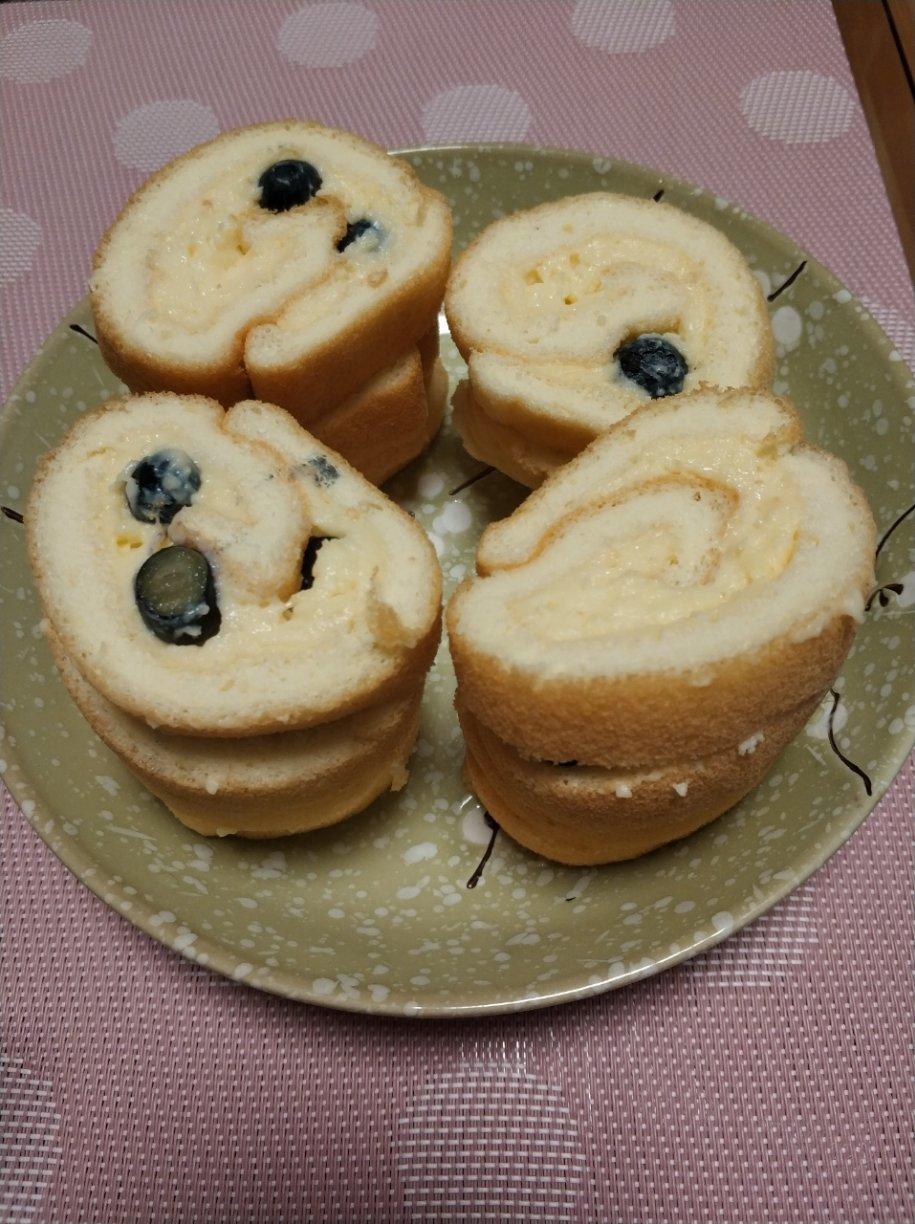 材料最简单的【低卡蛋糕卷】卡仕达戚风卷