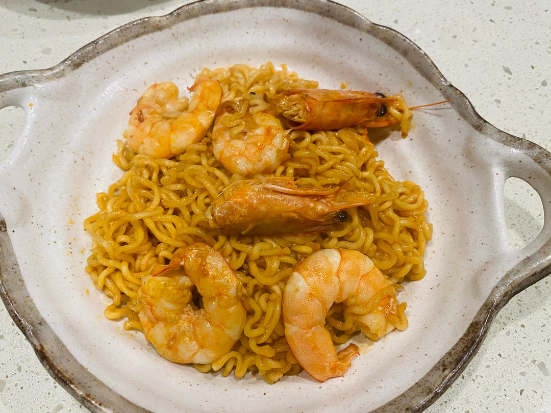 蒜香虾油辛拉面