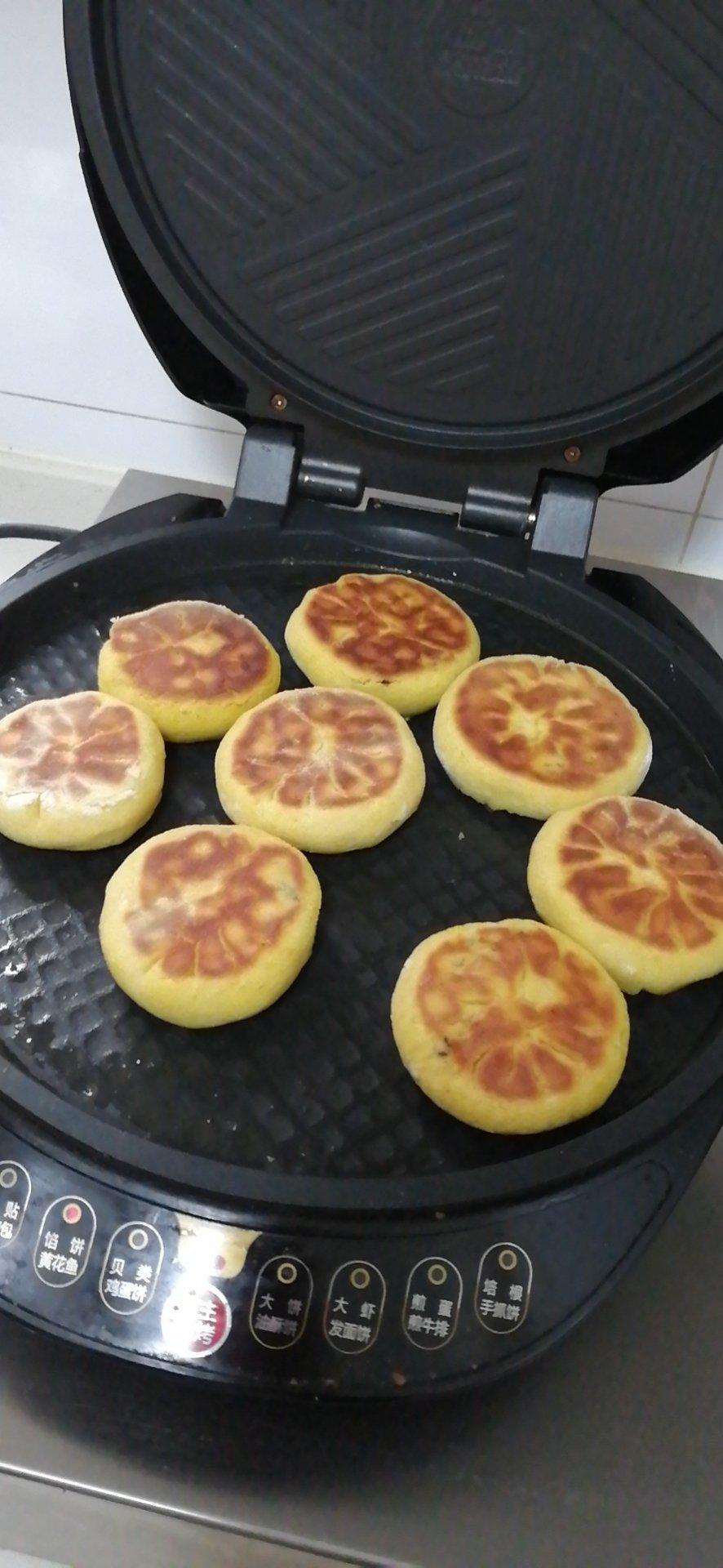 玉米面发面饼                       （口感细腻）