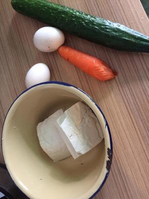 豆腐蔬菜饼的做法 步骤1