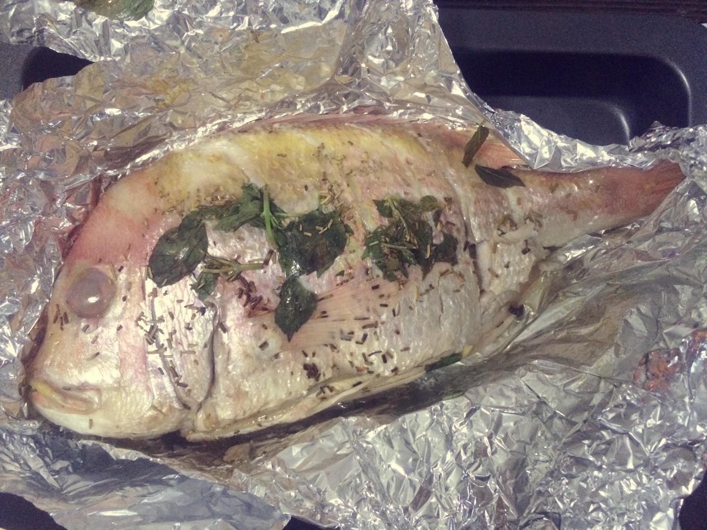 烤木棉鱼（大眼鸡、大眼鲷）的做法 步骤3