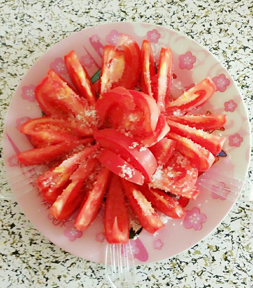 糖拌西红柿的做法