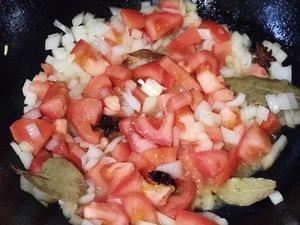 超详细•老妈喜欢的西红柿牛腩炖土豆的做法 步骤9