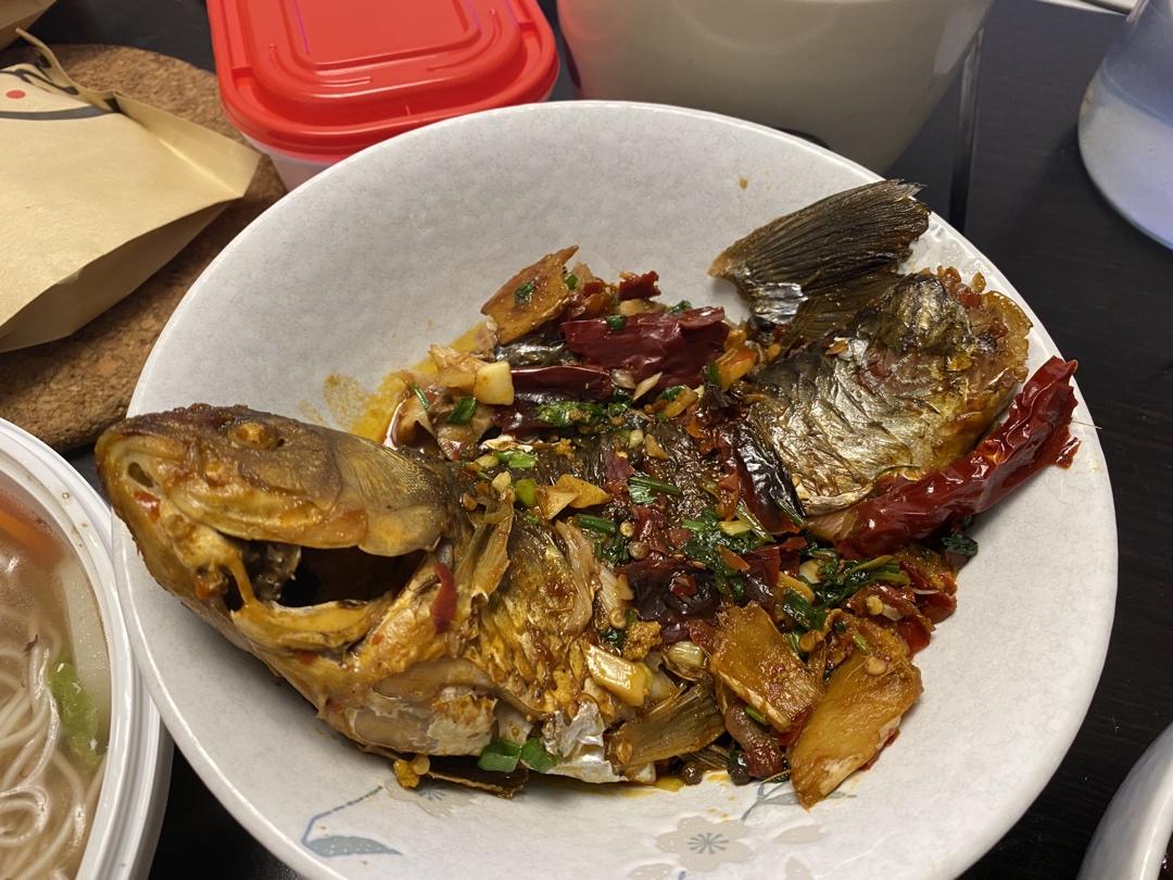 红烧鲫鱼