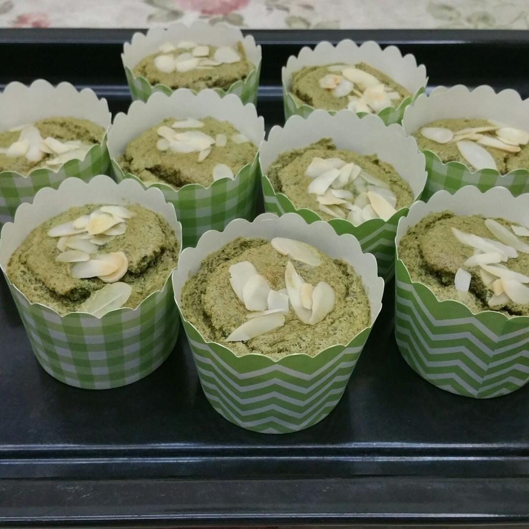 易做无油【抹茶蓝梅蛋糕】