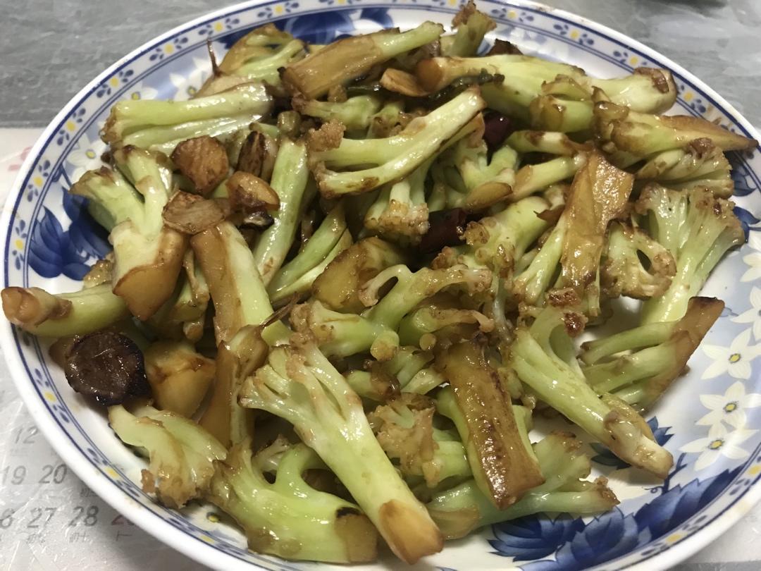 家常素炒菜花，清脆！