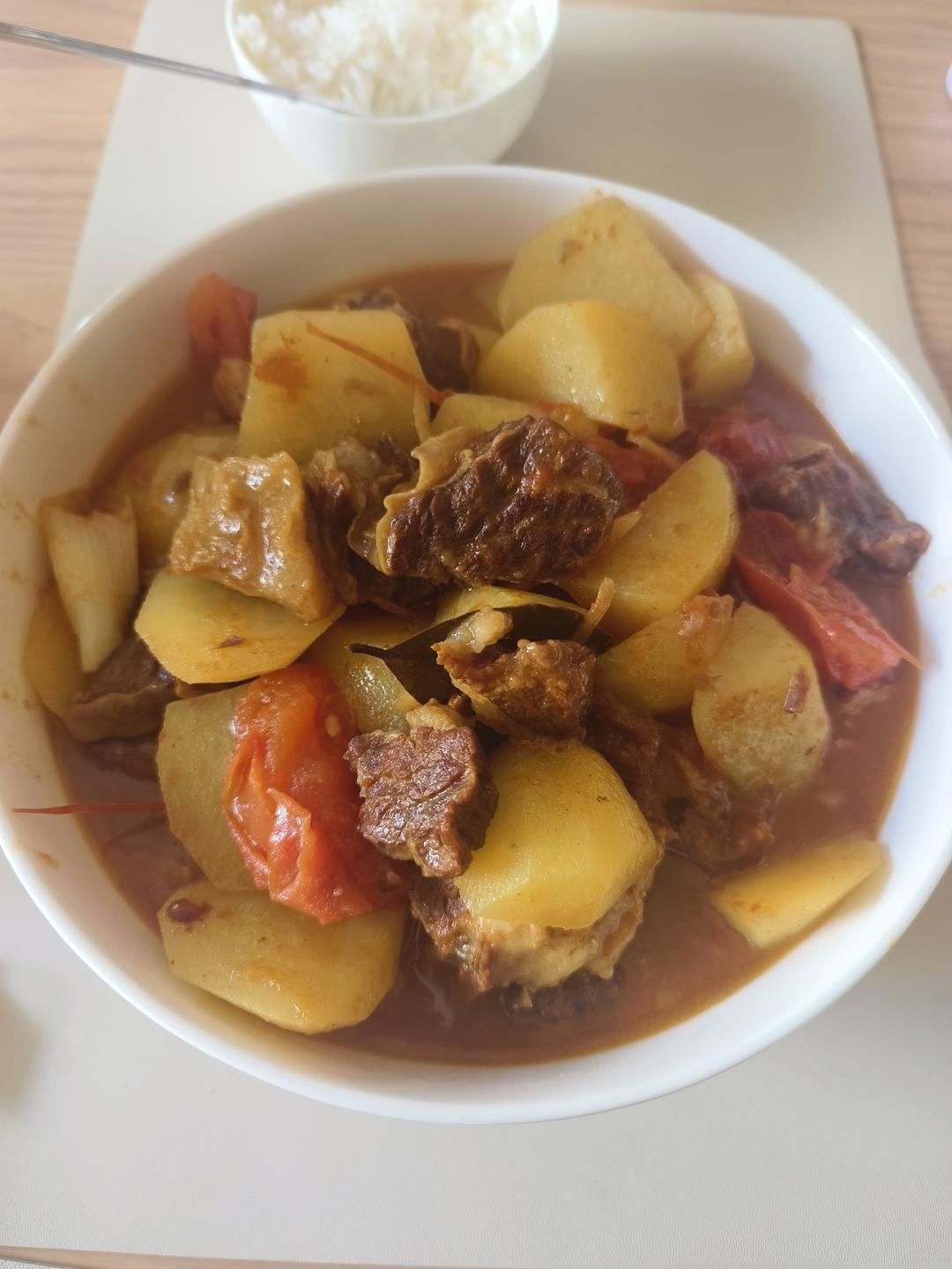 金牌🥇西红柿土豆炖牛腩