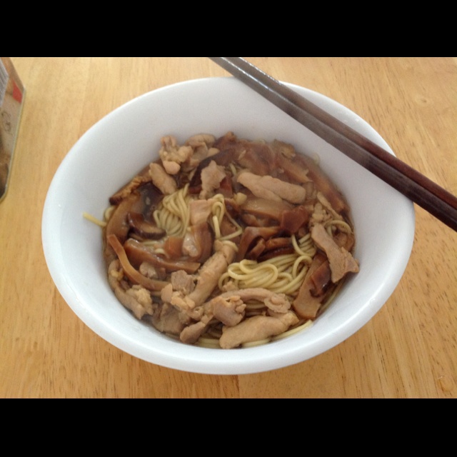 香菇鸡丝面