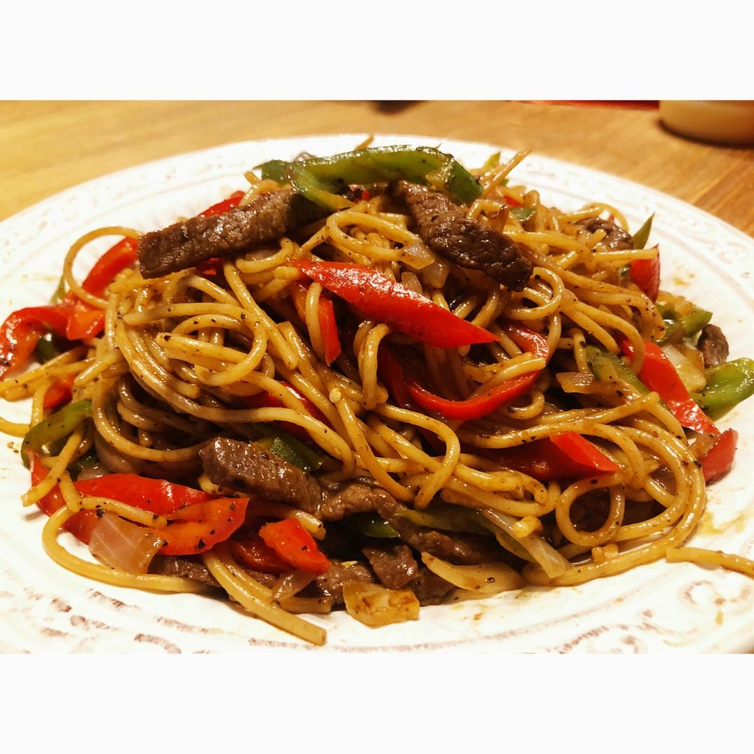 yu鱼鱼鱼鱼鱼做的黑椒牛柳意面