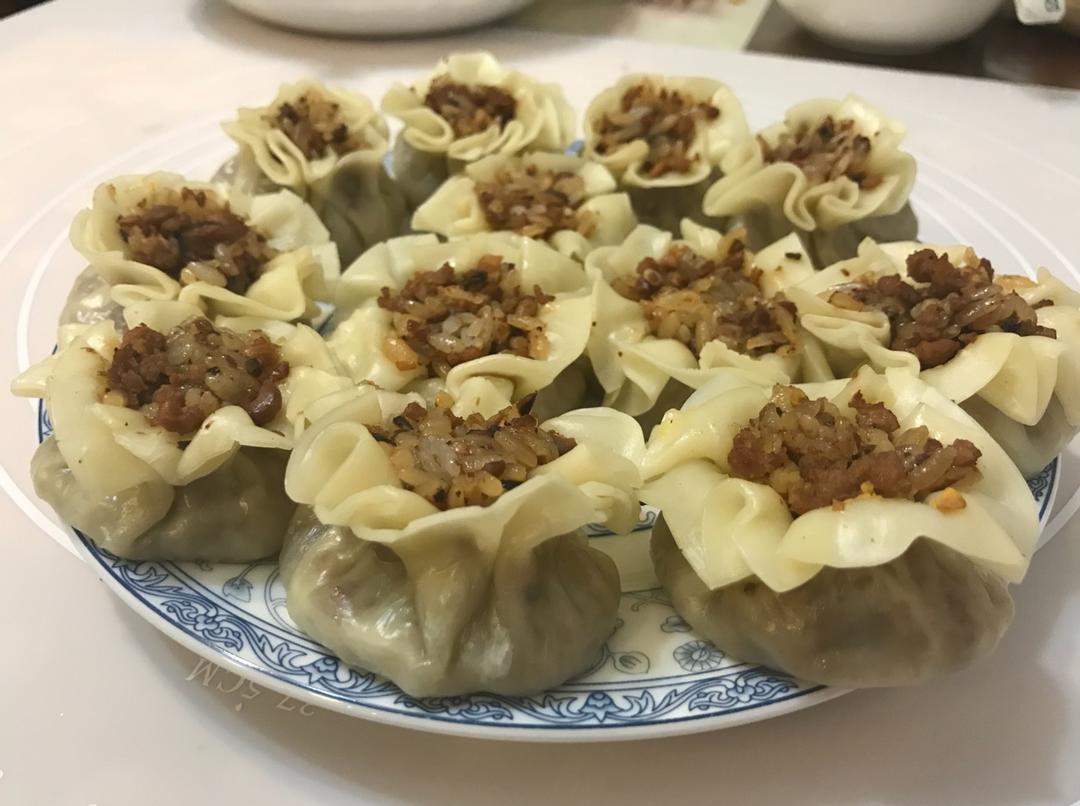 饺子皮咸蛋黄烧麦