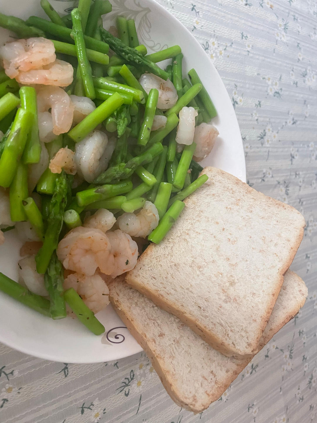 清炒芦笋虾仁