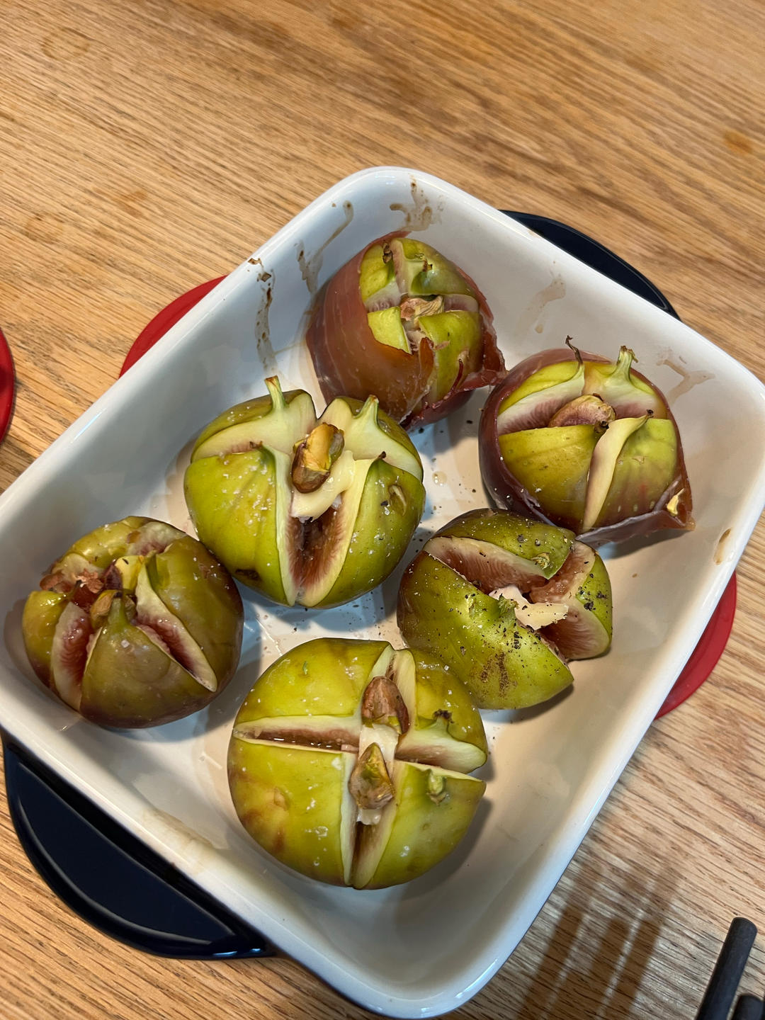 烤松仁火腿无花果