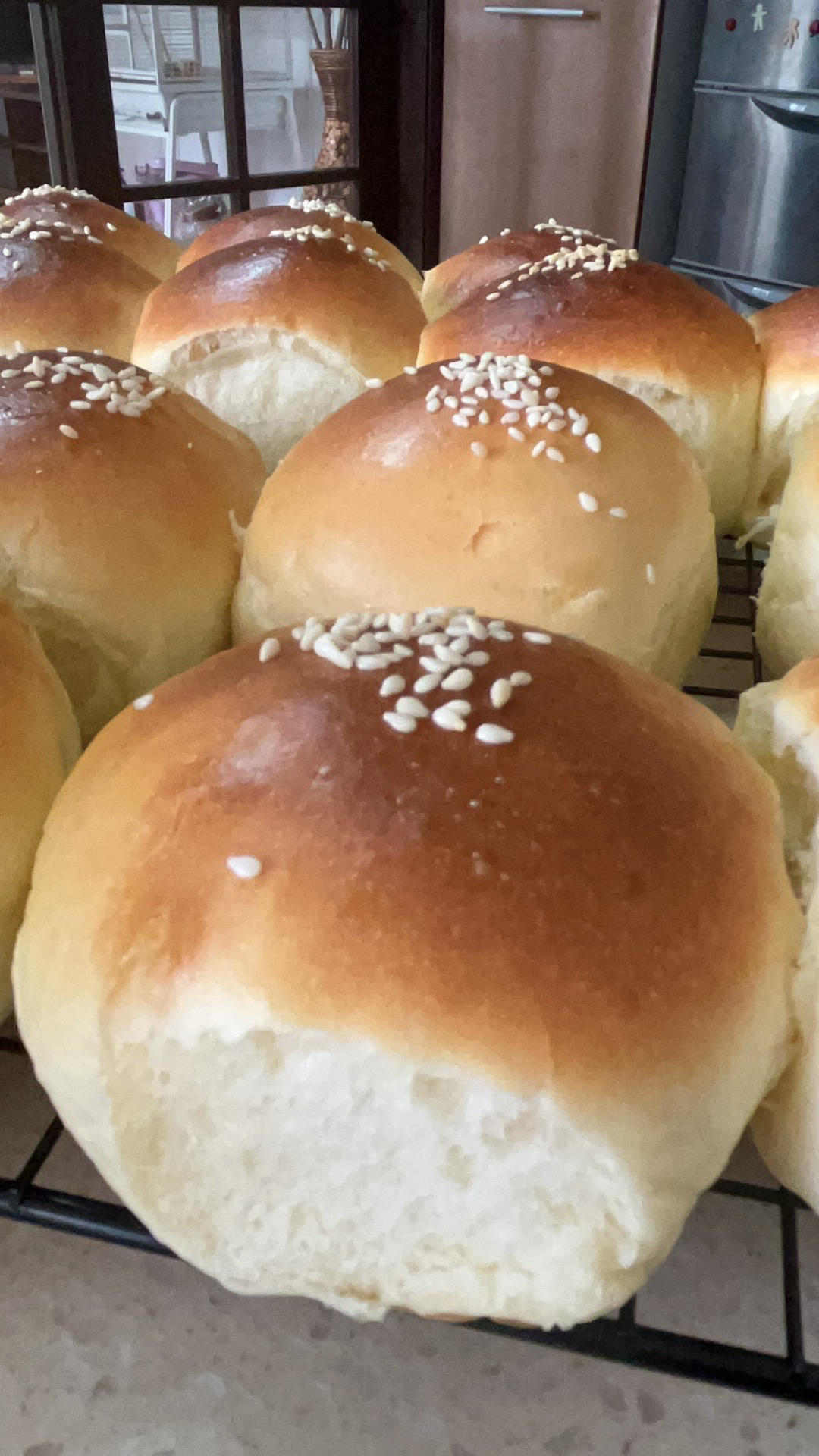 🥛超简单快手，柔软拉丝，一次发酵，牛奶小餐包