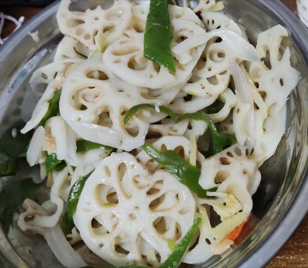 清炒藕片