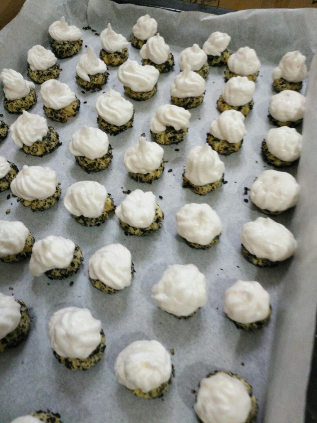 蛋黄芝麻酥，补钙小零嘴